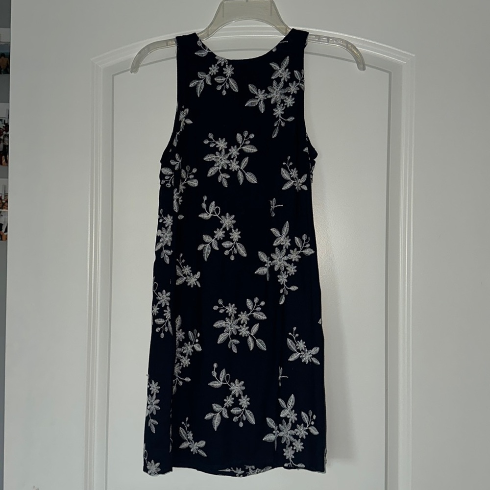 Aeropostale Size XS Navy Flower Dress